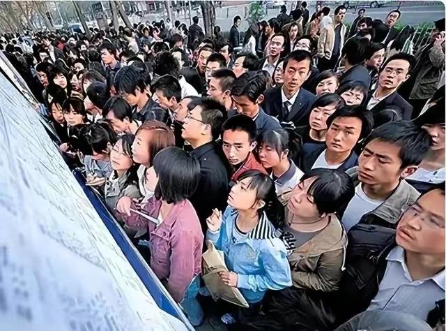 揭秘下半年四大趋势，掌握未来风向标！
